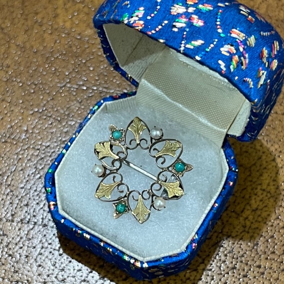 Antique Victorian 10k Yellow Gold Turquoise Pearl Ivy Leaf Wreath Brooch - Picture 7 of 10